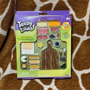 Teeny Tinies Charcuterie 20-Piece Mini Food Playset